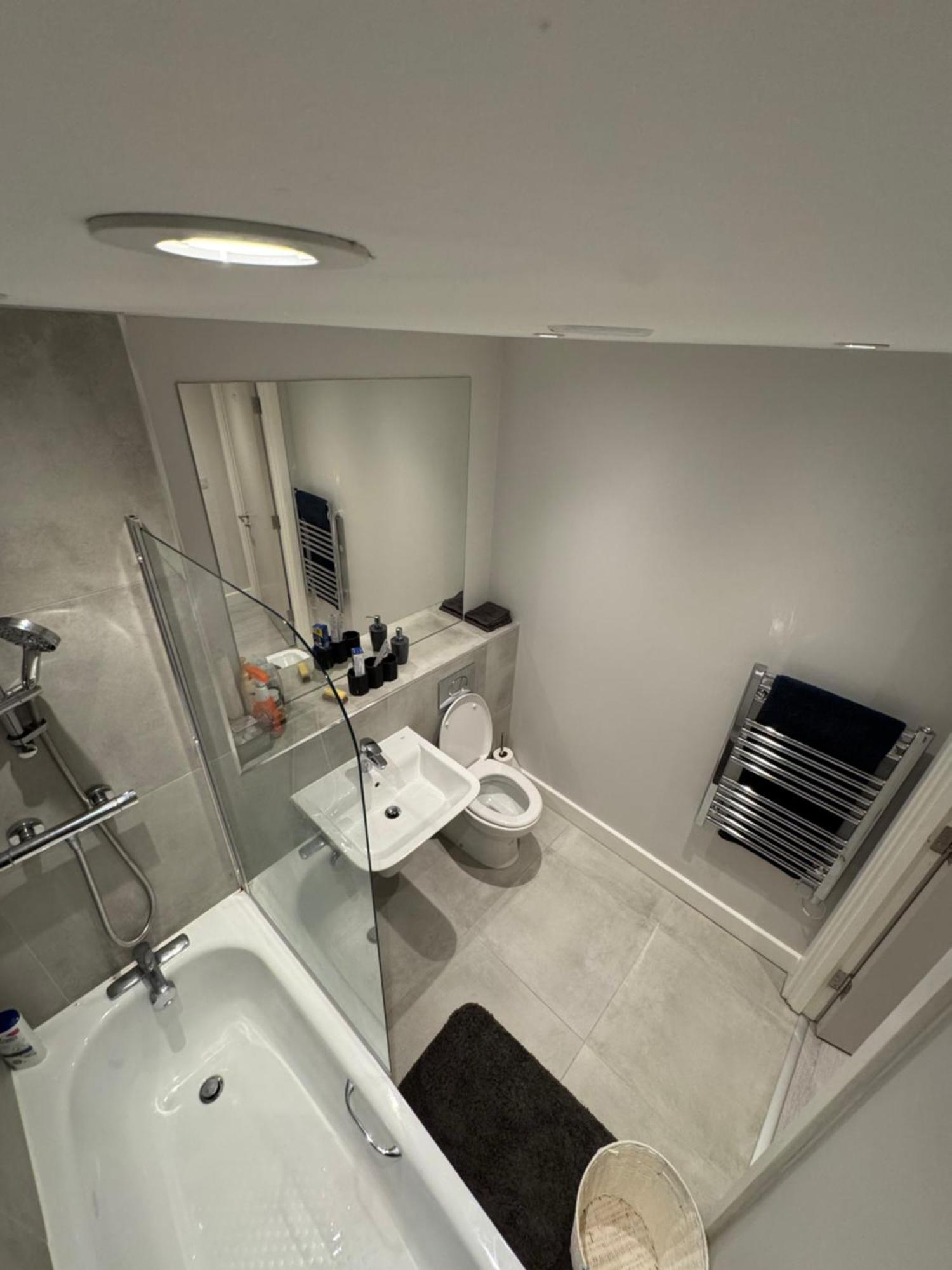 Regent Plaza Apartment Манчестър Екстериор снимка